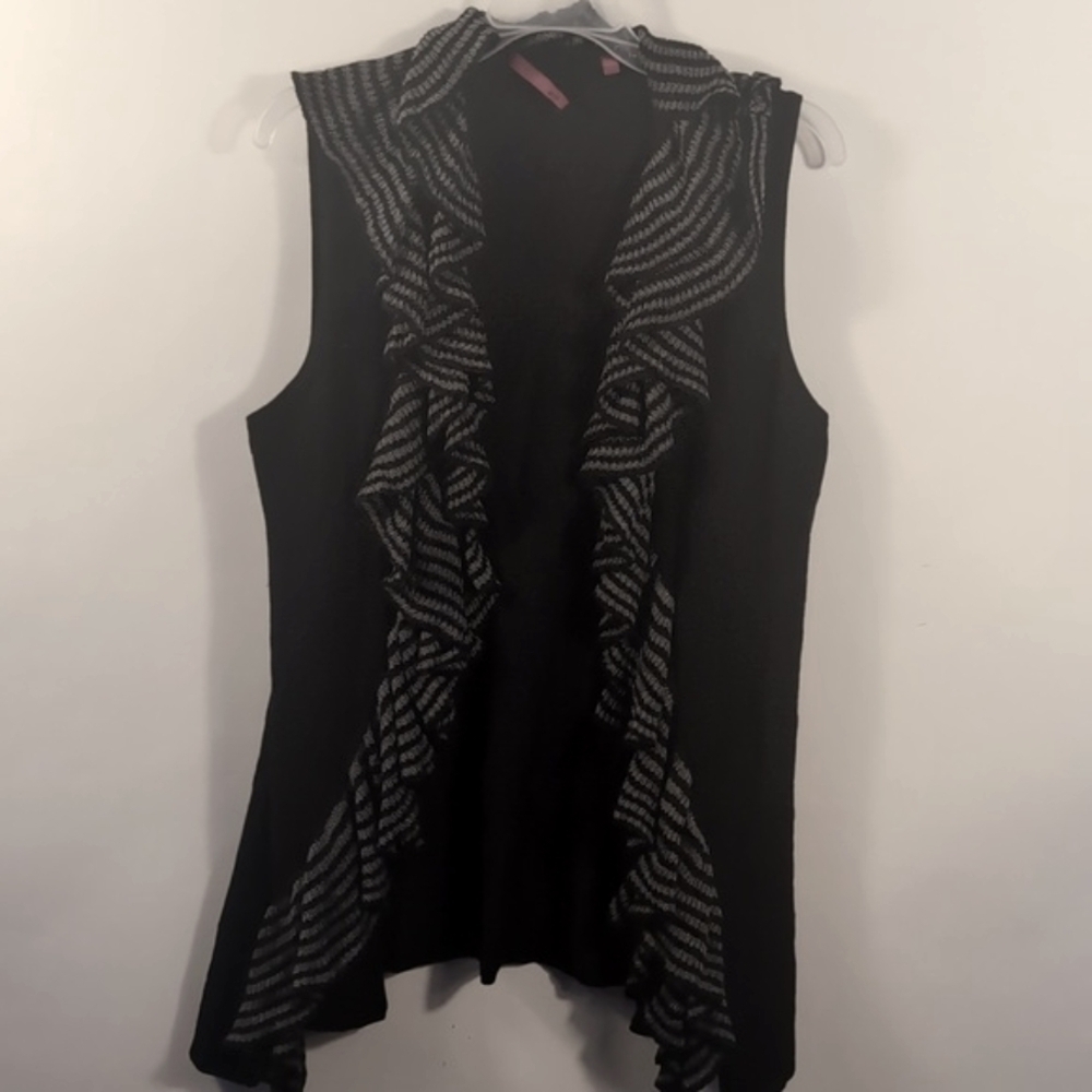 Red Women's Sleeveless Ruffle Trim Cardigan Open Front Size Large